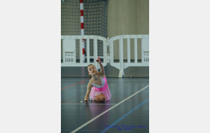 Camille, cadette honneur